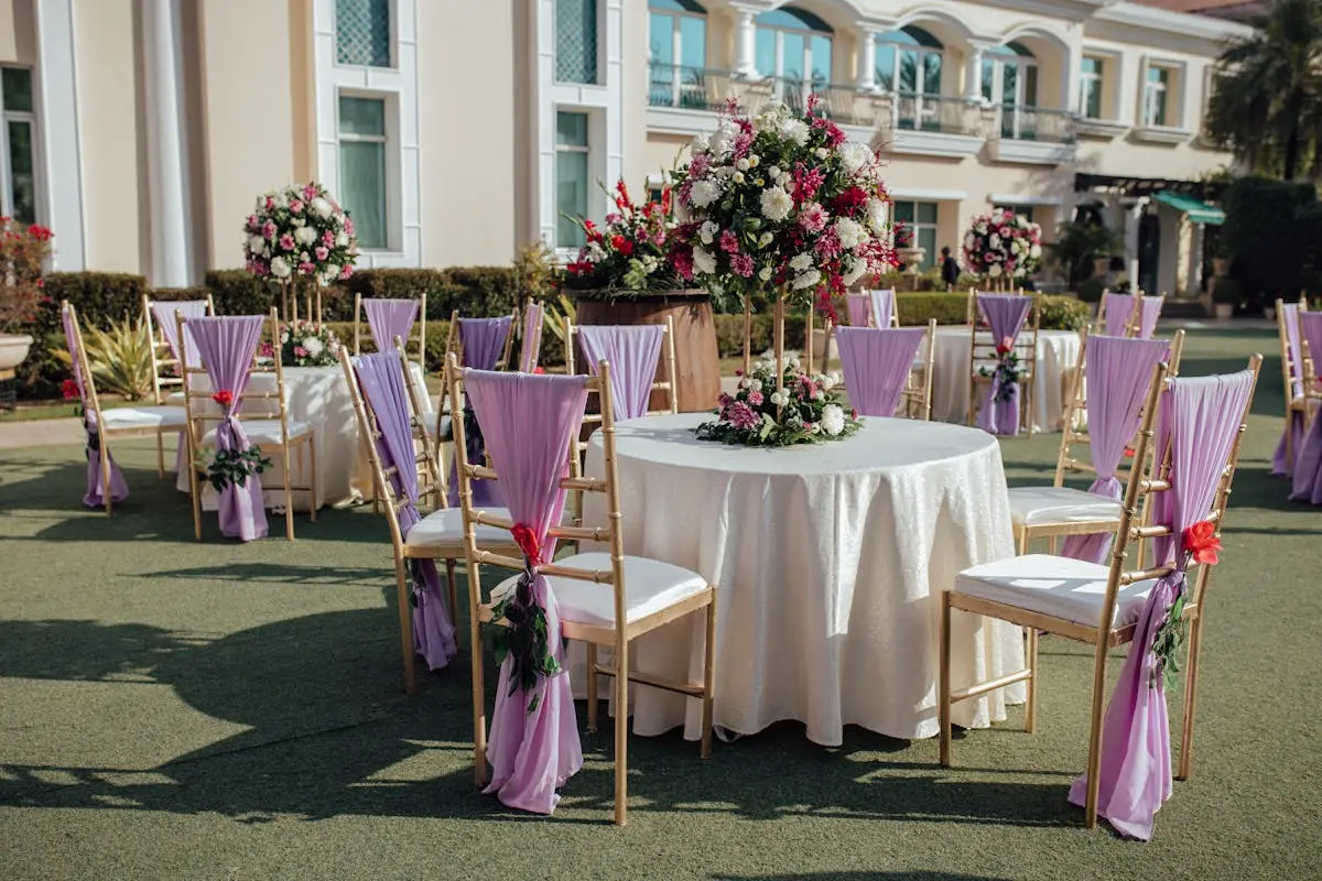 Decoración de matrimonio al aire libre, viaje especial en van